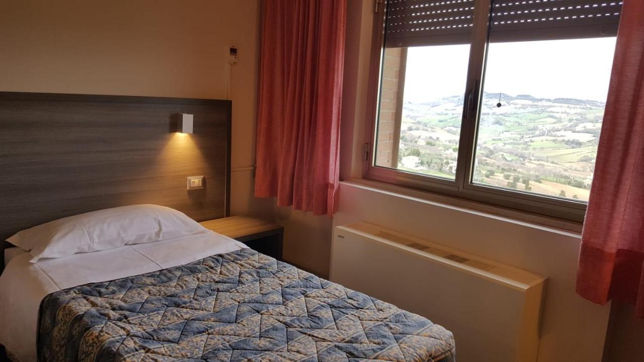 Hotel La Fonte Osimo Eksteriør billede