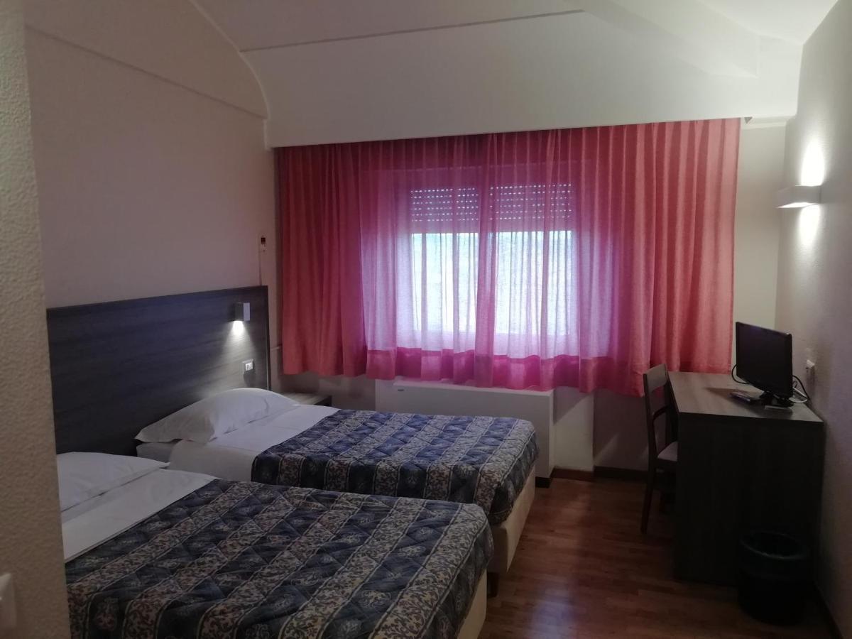 Hotel La Fonte Osimo Eksteriør billede