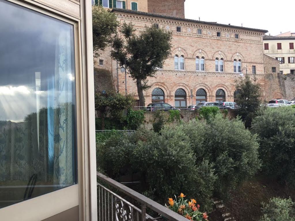 Hotel La Fonte Osimo Eksteriør billede